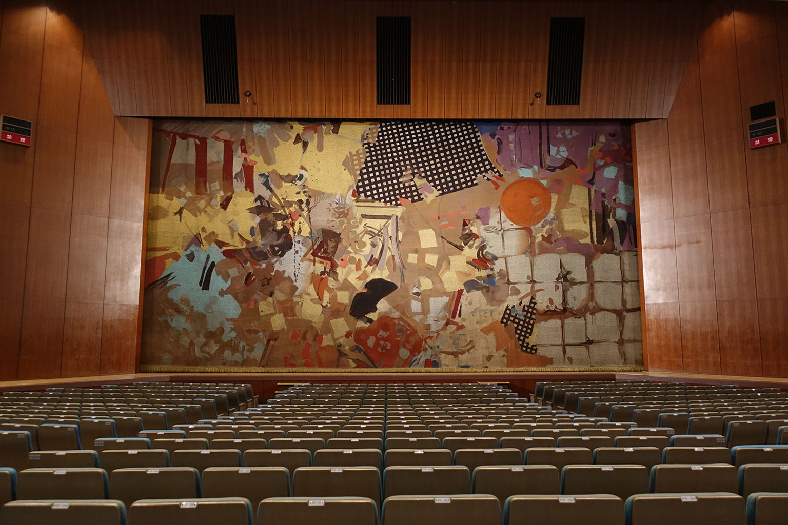 上野学園ホールのホールの写真